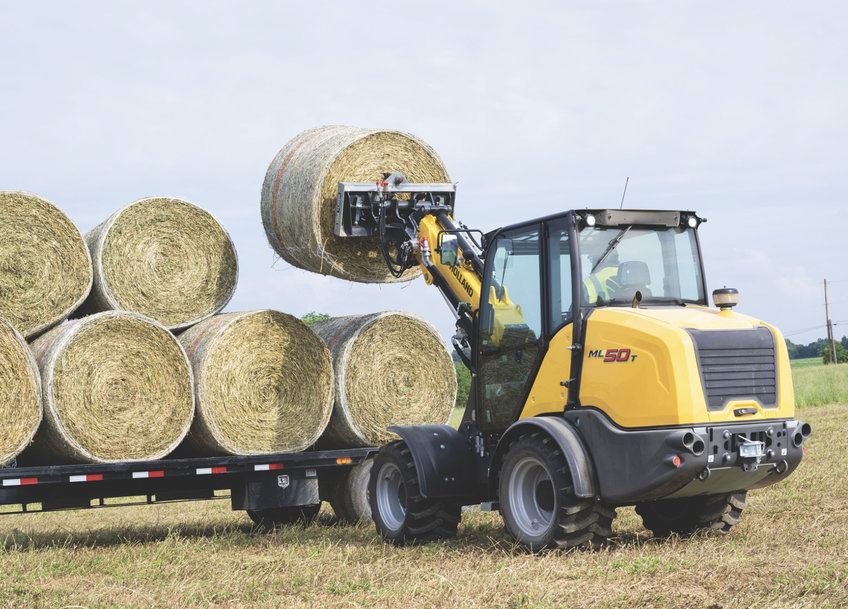 New Holland Construction Extends Portfolio With Telescopic Reach Small Articulated Loaders